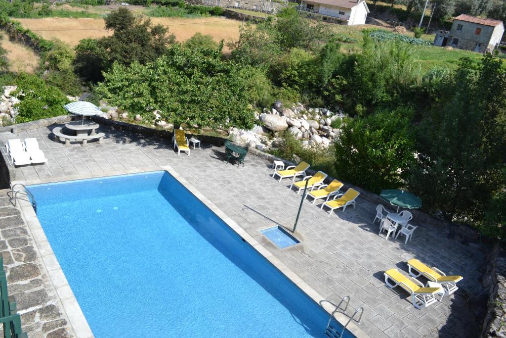 Pensjonat Casa Da Ribeira Alvoco da Serra Zewnętrze zdjęcie